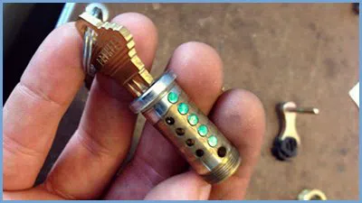 Lock Key Shop Chicago, IL 312-288-7662 Lock Key Shop Chicago, IL 312-288-7662 - 56-12